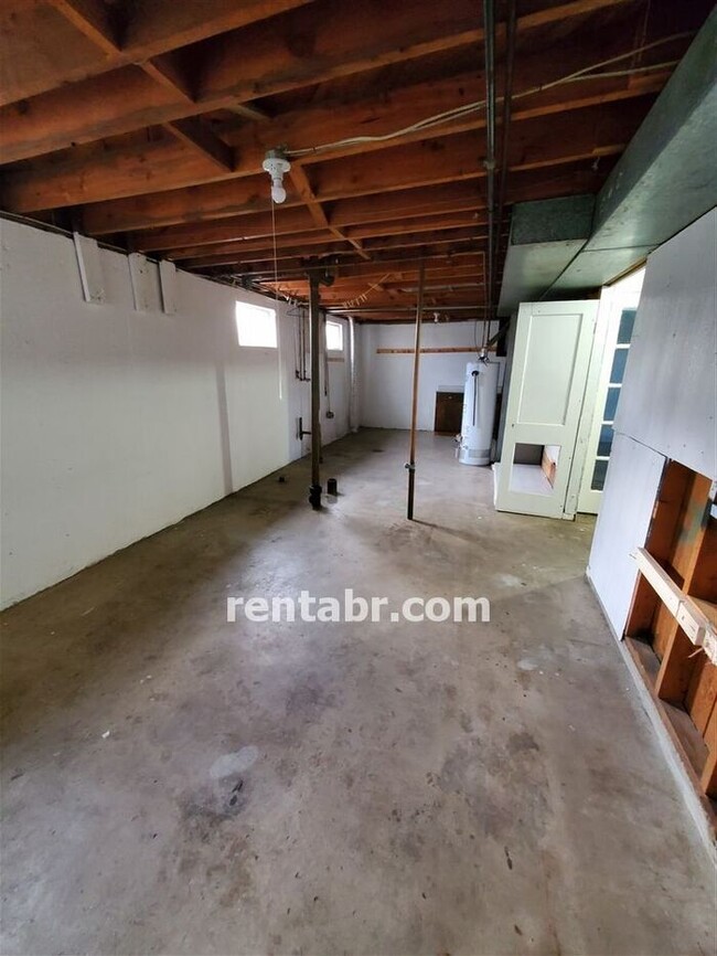 Building Photo - Duplex Near Arvada Available Now!!