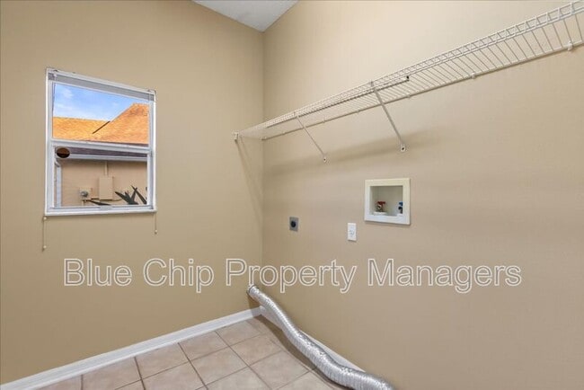 Building Photo - 5846 Manchester Bridge Dr