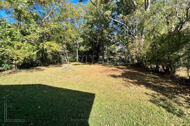 Building Photo - Newly Remodeled 3 Bd / 1 Ba in Moss Point