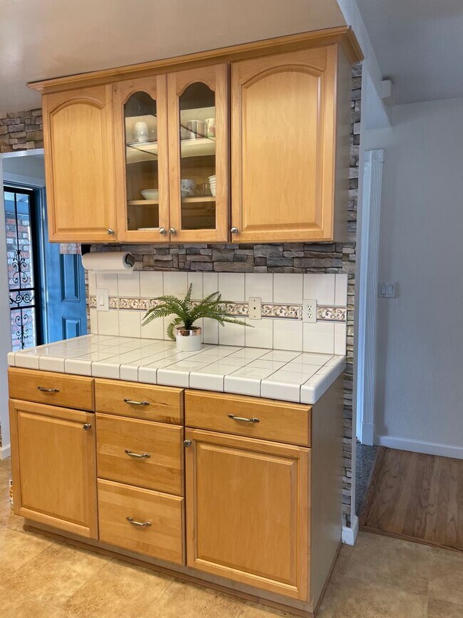 Building Photo - 34199 Cromwell Pl