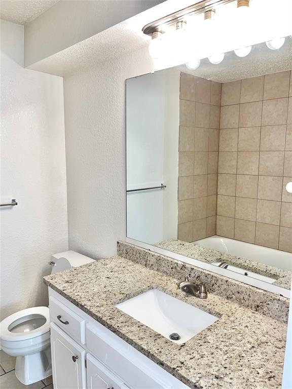 Building Photo - 121 Stonewood Dr