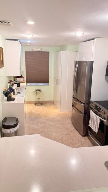 Building Photo - 4031 N Cypress Dr