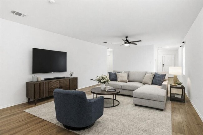 Building Photo - 162 Agate Clf Dr