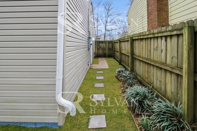 Building Photo - Rest. Relax. Recharge. Home awaits!