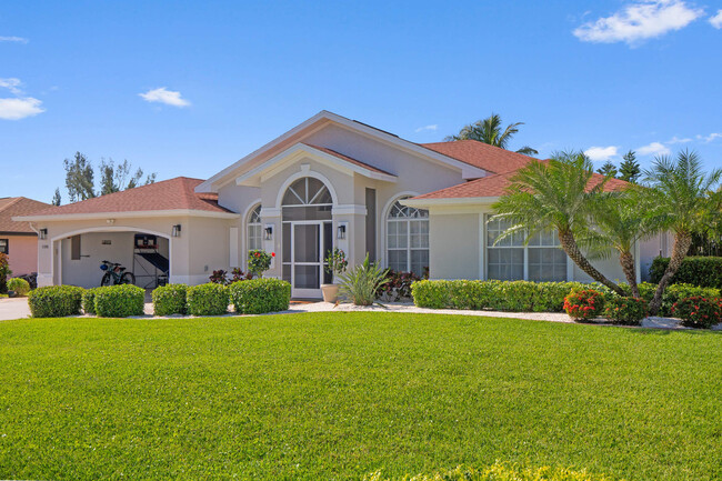 Building Photo - 1190 SW 57th St