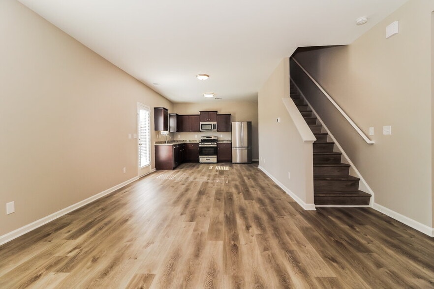 Building Photo - 129 Aberdeen Way