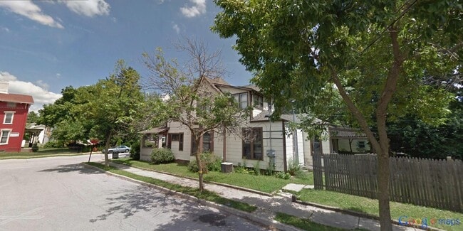 Building Photo - 1101 Tippecanoe St