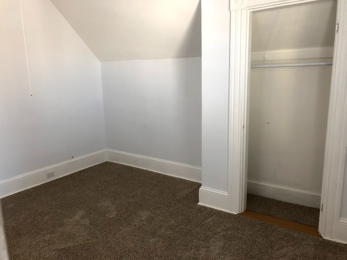 Building Photo - 645 Somerville St