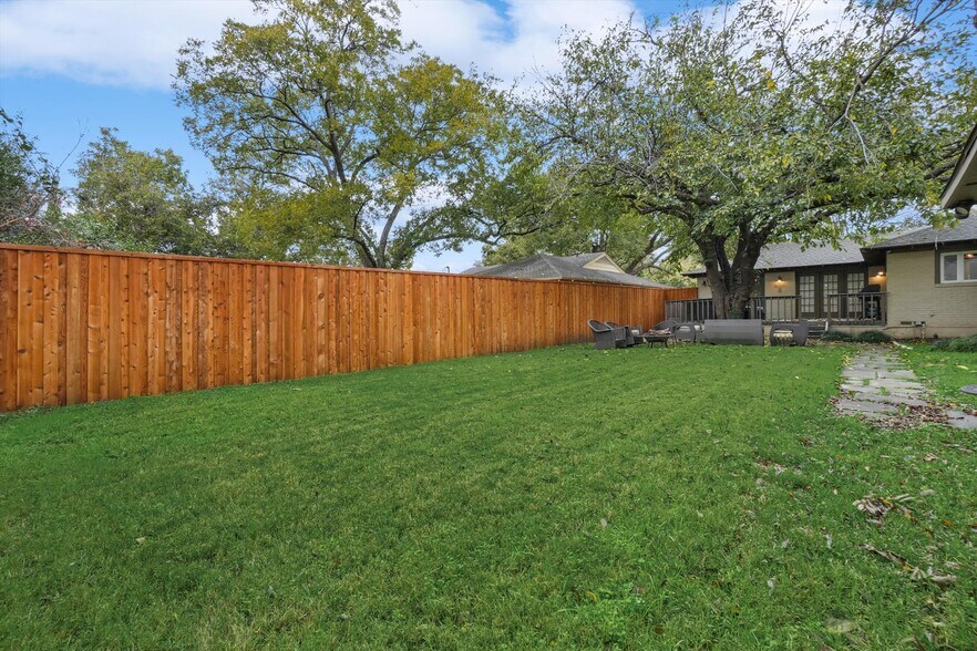 Building Photo - 6148 Marquita Ave