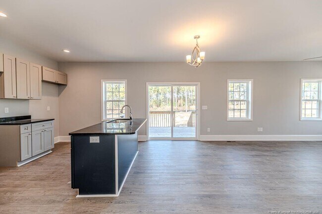 Building Photo - 533 Stadium Dr