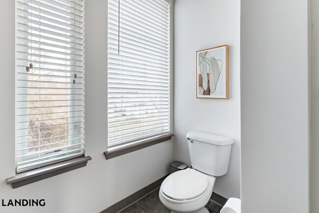 Building Photo - 2621 S Jefferson Ave