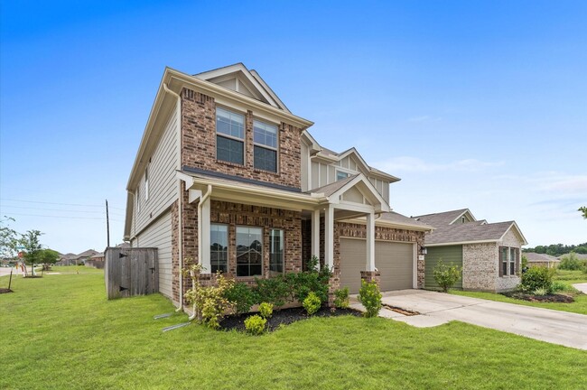 Building Photo - 818 Deerhurst Ln
