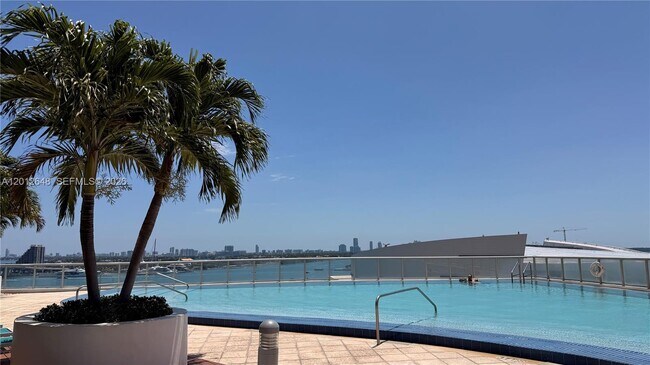 Building Photo - 888 Biscayne Blvd