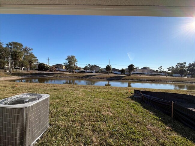 Building Photo - 10423 Plumbago Ln