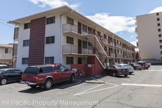 Building Photo - 2 br, 1 bath House - 1426 Keeaumoku St #C21