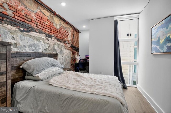 Building Photo - 59 N 2nd St