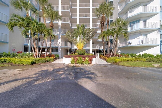 Building Photo - 17980 Gulf Blvd