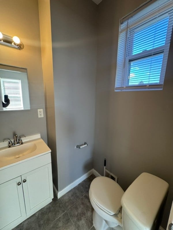 Building Photo - 2101 Chelsea Terrace
