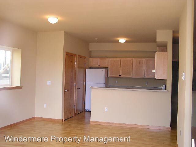 Building Photo - 224 S Ashley St