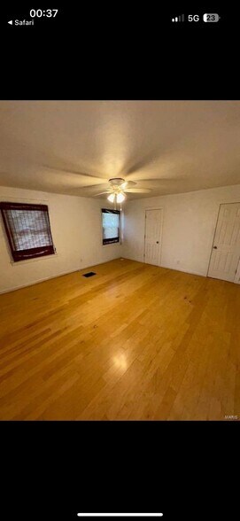 Building Photo - 4715 Thrush Ave