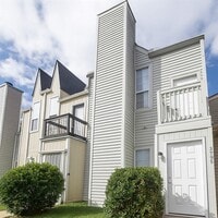 Building Photo - 3795 London Dr