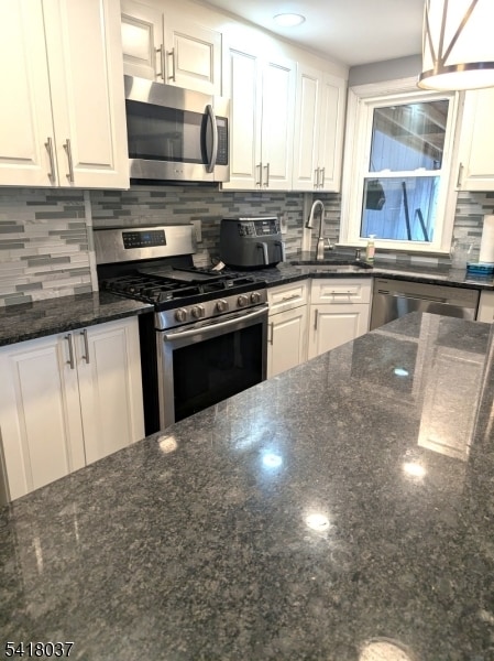 Building Photo - 651 Crescent Dr