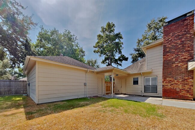 Building Photo - 18426 Big Cypress Dr
