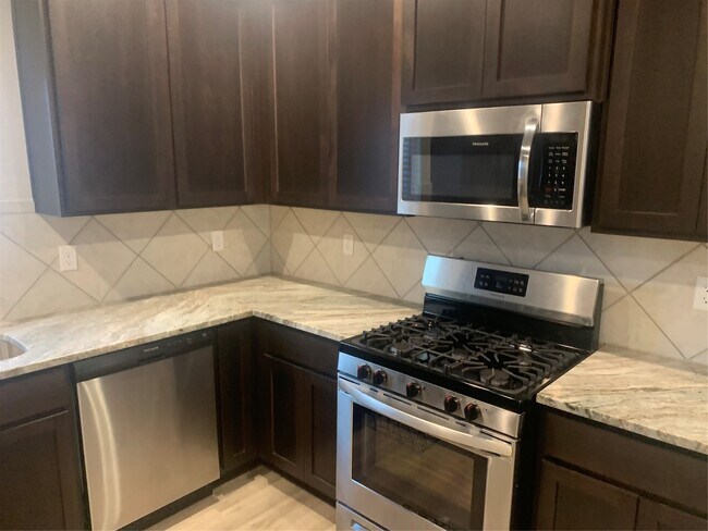 Building Photo - 6511 Wenlock Dr