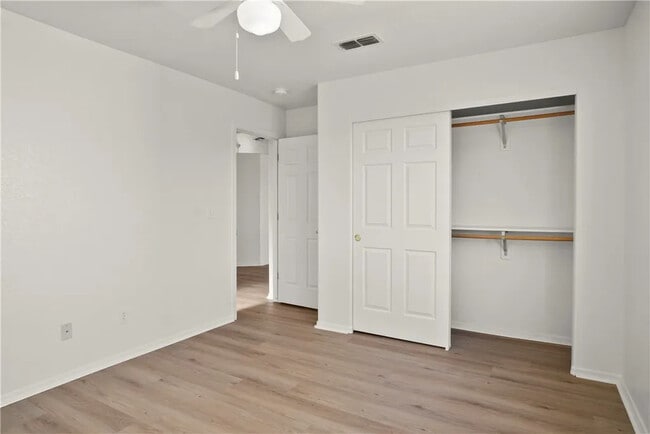 Building Photo - 7751 Larkspur Dr