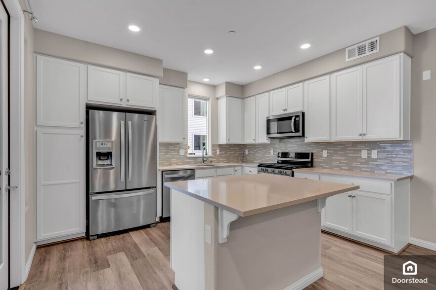 Building Photo - 1452 Nightshade Rd