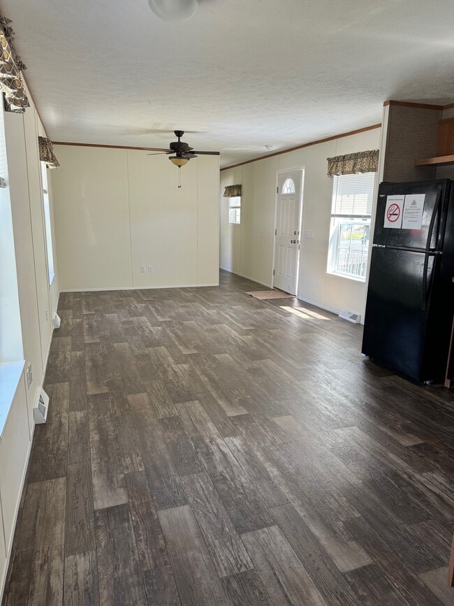 Building Photo - 115 Terrace Ct