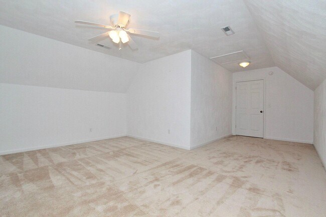 Building Photo - 2359 Wolf Run