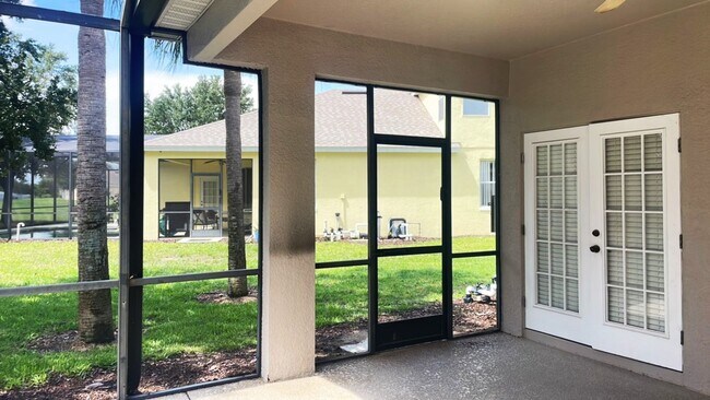 Building Photo - 4 BR 4 BA     POOL HOME     Calabay Park a...