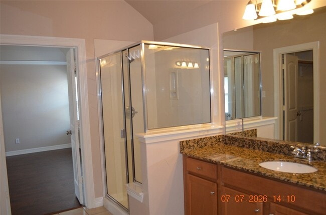 Building Photo - 9638 Castlerock Tr