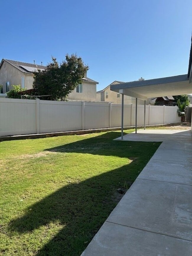 Building Photo - 11100 Myers Ranch Ct