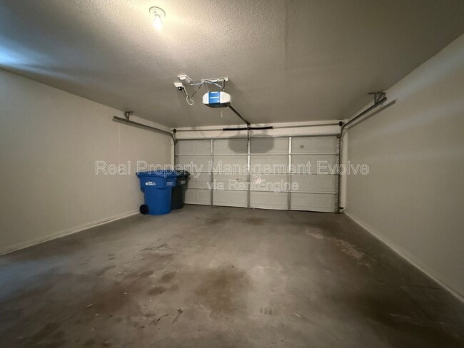 Building Photo - 28418 N 25th Ave