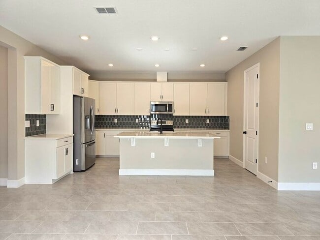 Building Photo - 5431 Arlington River Dr.