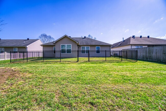 Building Photo - 4823 Penrose Dr