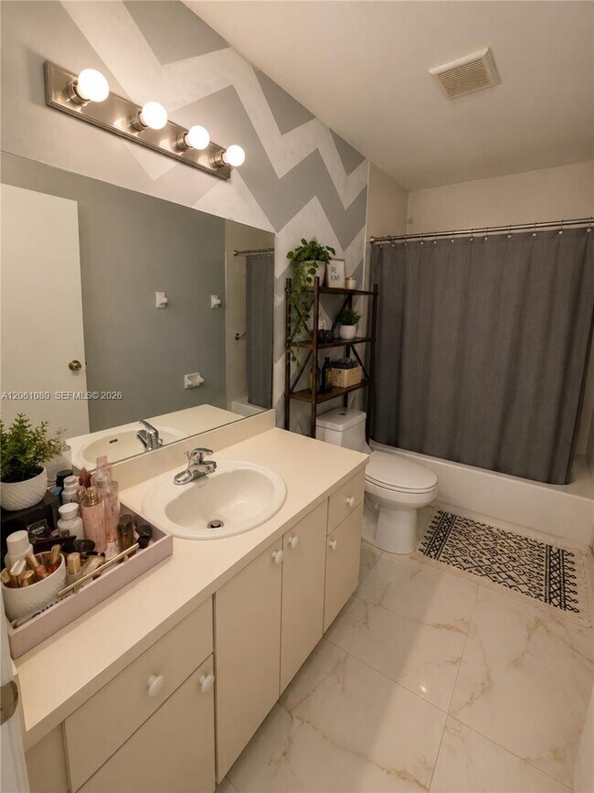 Building Photo - 8688 SW 158th Pl