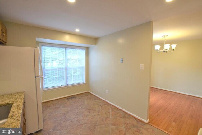 Building Photo - 6605 Briarleigh Way