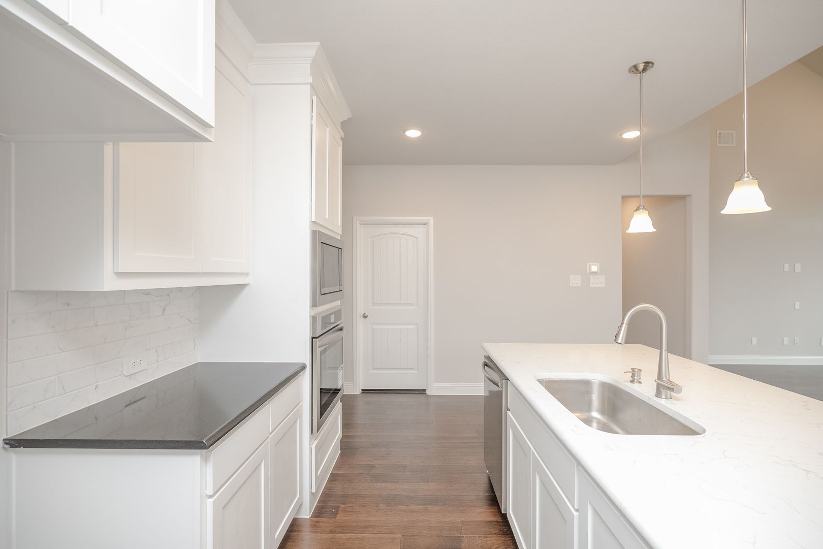 Building Photo - 9322 Middle Ground Place