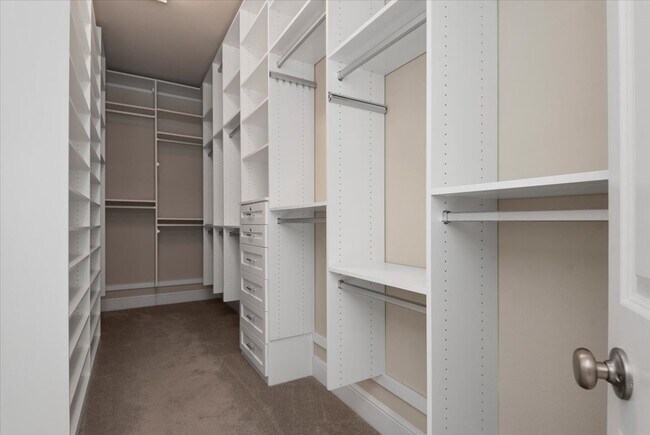 Building Photo - 155 Rockwell Park Blvd