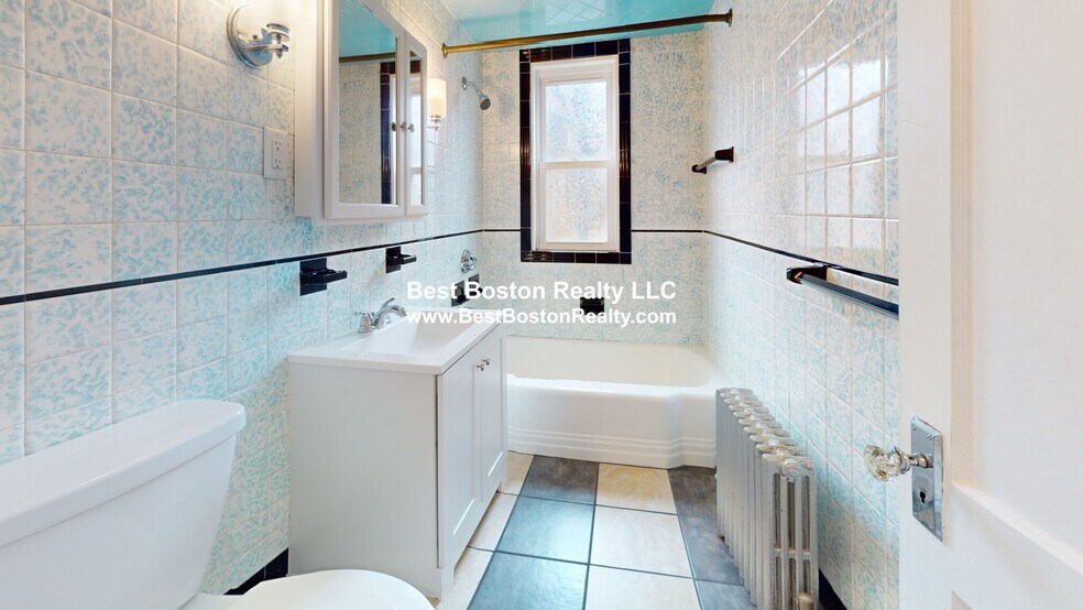 Building Photo - 27 Walter St