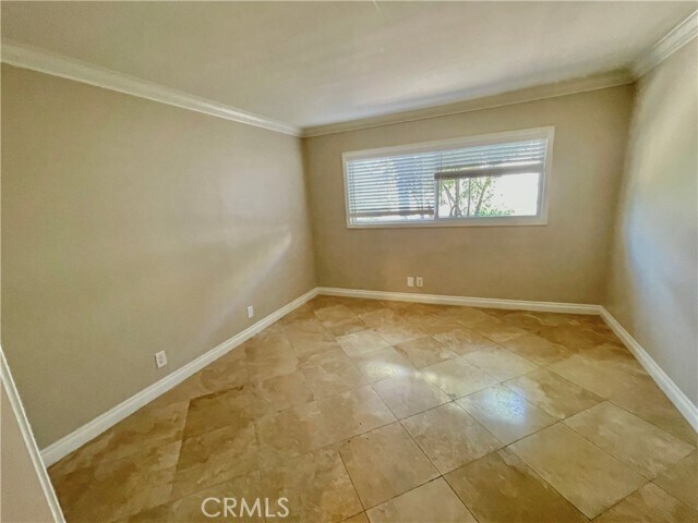 Building Photo - 32 Wetstone