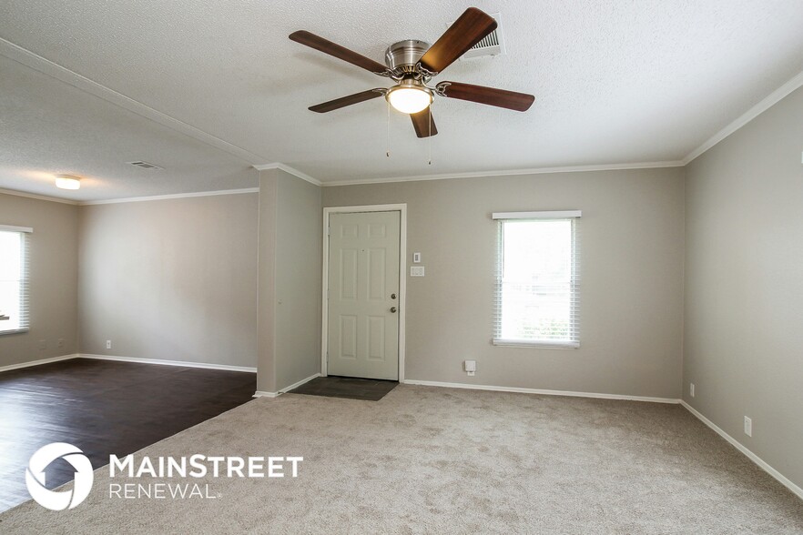 Building Photo - 11914 Greenglen Dr