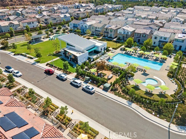 Building Photo - 3959 Lavine Wy