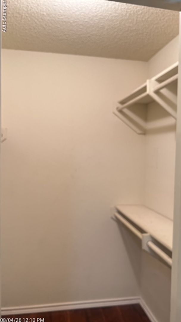 Building Photo - 903 Love Wood Ln