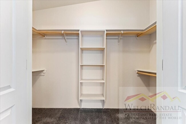 Building Photo - Beautiful 3 Bed 2 Bath Townhome in West Haven