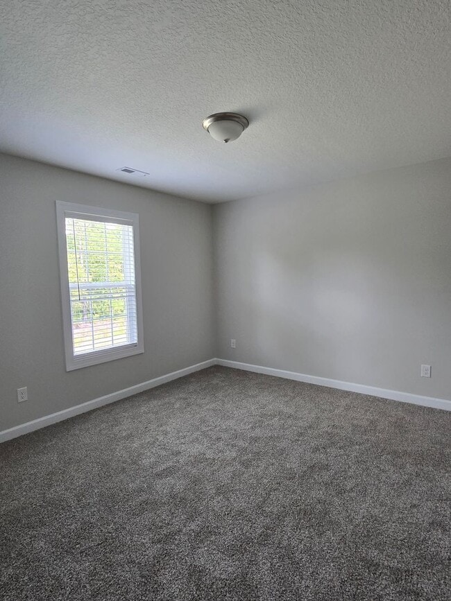 Building Photo - 309 Samuel Run Dr