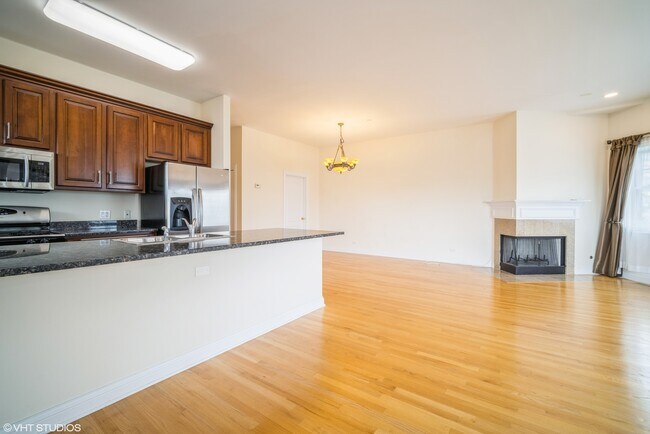 Building Photo - 755 Milwaukee Ave